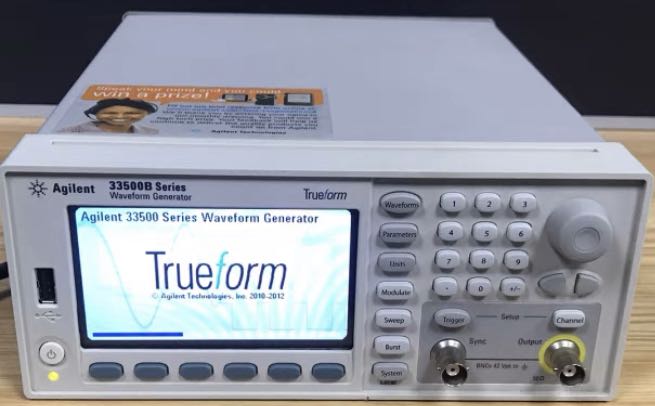 622024d1b14e7.jpg 函數信號發生器33500B.jpg