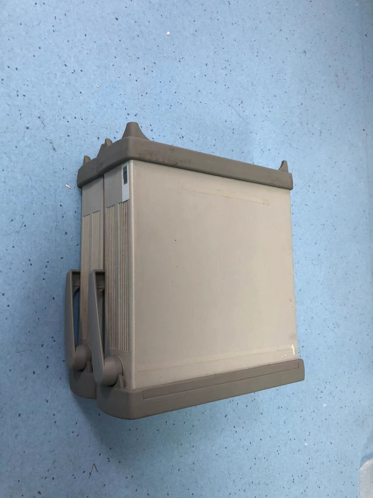 655d753e513b4.jpg LCR E4980A 7.jpg