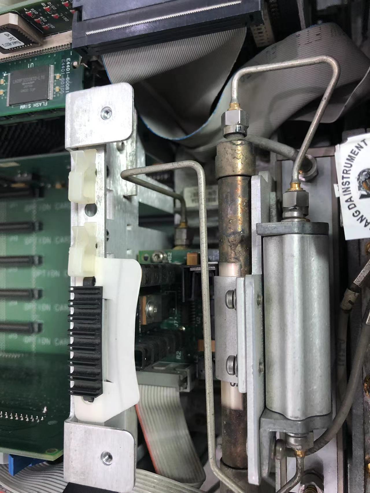 658106712b949.jpg 維修E4404B 6.jpg